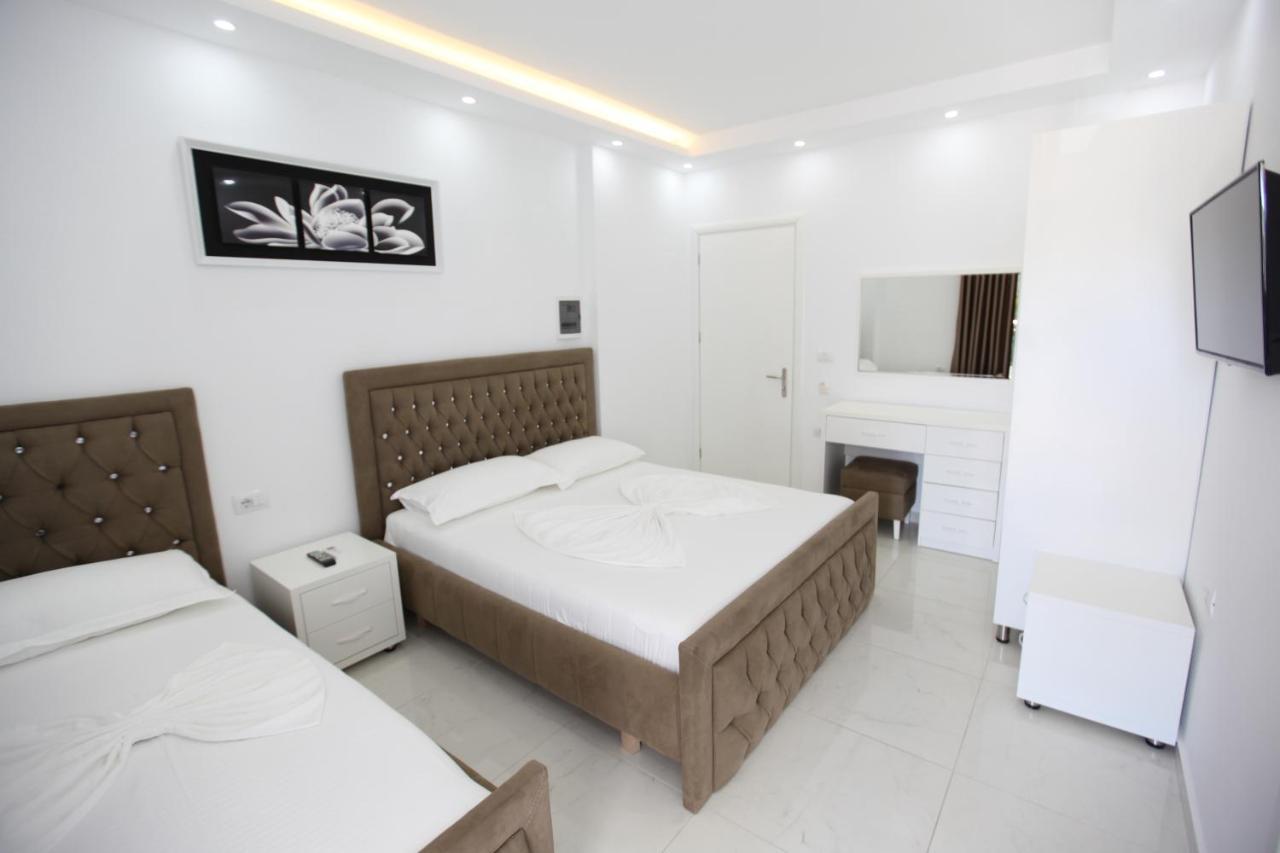 Anna Hotel Ksamil Exterior photo
