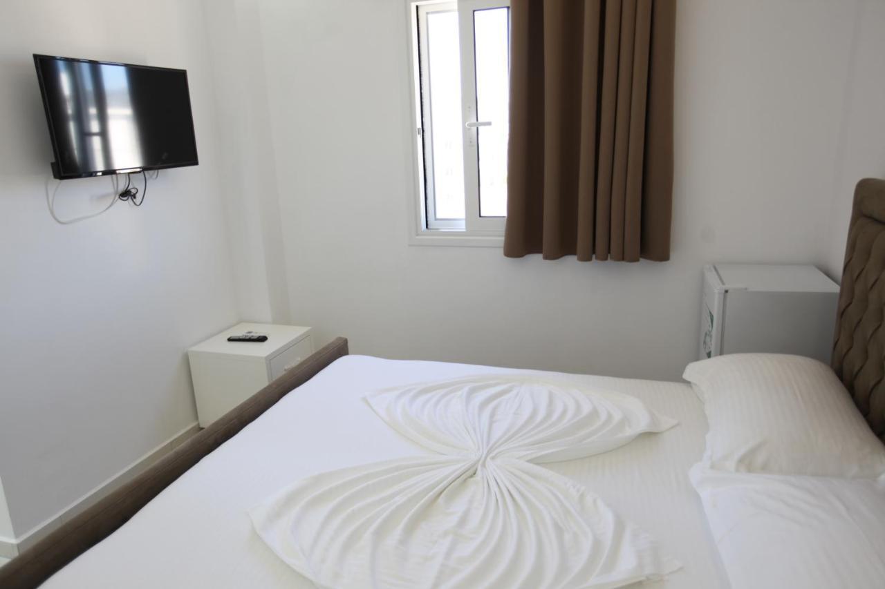 Anna Hotel Ksamil Exterior photo