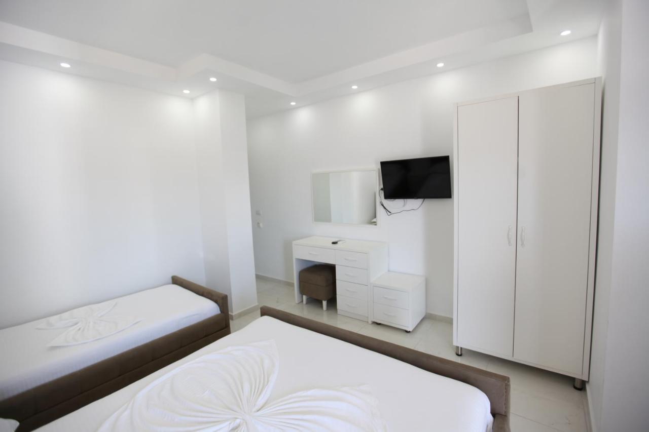 Anna Hotel Ksamil Exterior photo