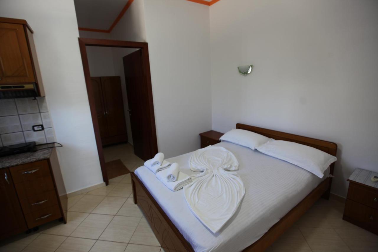 Anna Hotel Ksamil Exterior photo